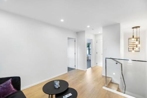 Element Edge Townhouse with Parking and Air-Con, Окленд (фото 9)