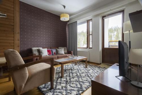 Iso-Yllaksentie 42 B 2507 by Holiday in Lapland in Yllasjarvi