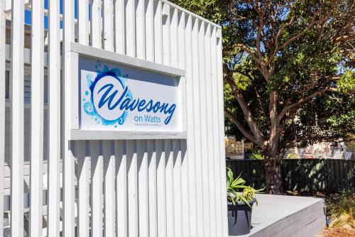 Wavesong on Watts - Pet Friendly with Spa - image 2