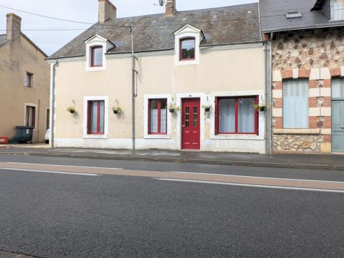 Maison spacieuse avec terrasse couverte et parking en région naturelle - FR-1-591-764 gîte à louer Méobecq