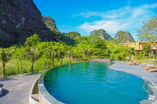 泳池, Cendana Trang An Retreat in 寧平