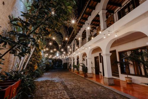Colonial House 8 rooms and private parking in Antigua Guatemala – khách sạn tại Jocotenango