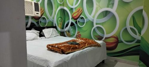 Hotel O Priya