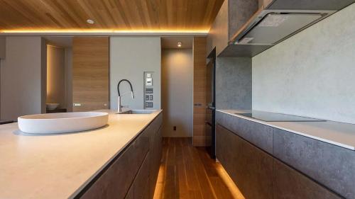 Rinzan Chalet by Elite Havens