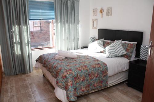 1 queen bed
