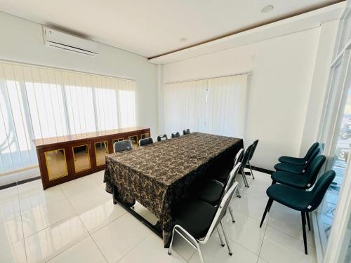 3S Guest House in Jebres