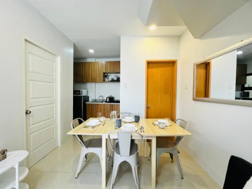 4BR House in Pardo Cebu Perfect for Groups near Butterfly Farm