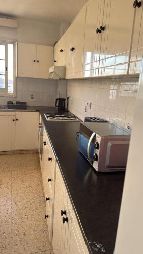 Larnaca Ancient View Rooms With Smart TV & Netflix 4