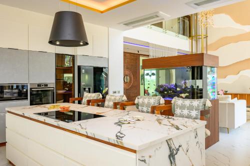 virtuvė, Bahari Bliss Villa in Kilifi