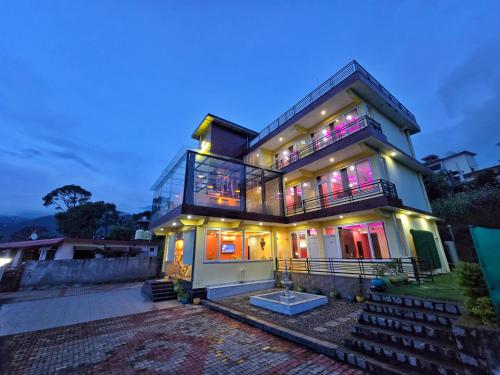 Amoda - Best Hotel in Dharamshala, Dharamshala
