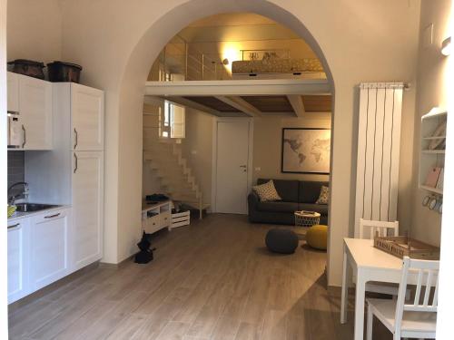 Casa Anna Lungarno Galilei Pisa