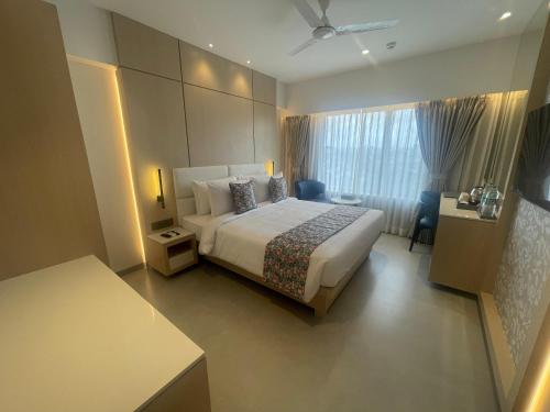 Galaxy Beacon Hotel