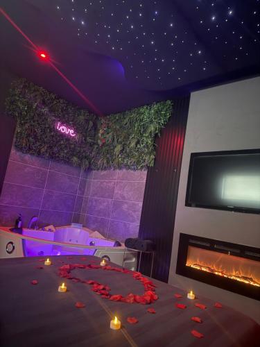 Loft, Studio and Love Rooms 5