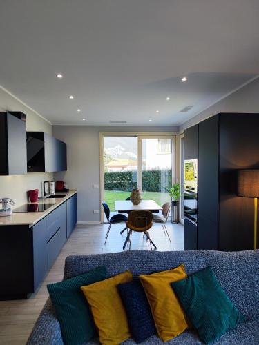 Iseo garden suite in ปาราติโก