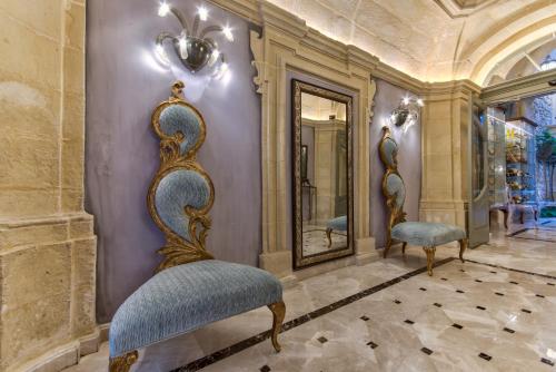 Palazzo Consiglia - image 5