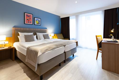 room detail thumbnail 0
