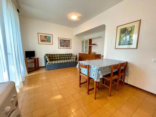 Comfortable house with shared pool, Porto Santa Margherita di Caorle (fotografie 8)