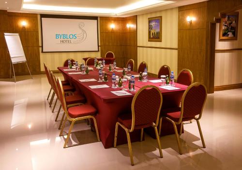 Social Hotel - image 4