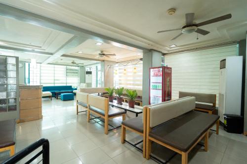 New Dawn Pensionne House near City Hospital