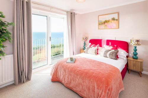 NEW Luxury Beachfront House sleeps 8 Exmouth Devon