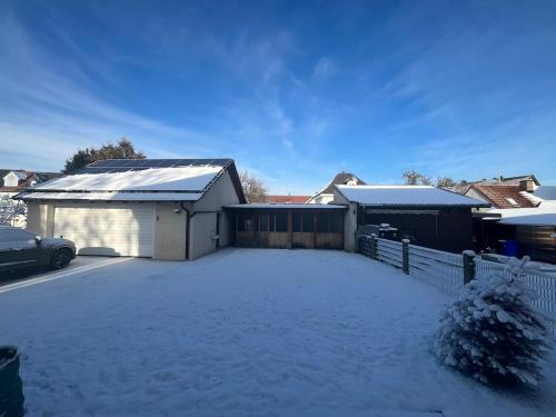 Kert, Simplicity - at home in Erharting