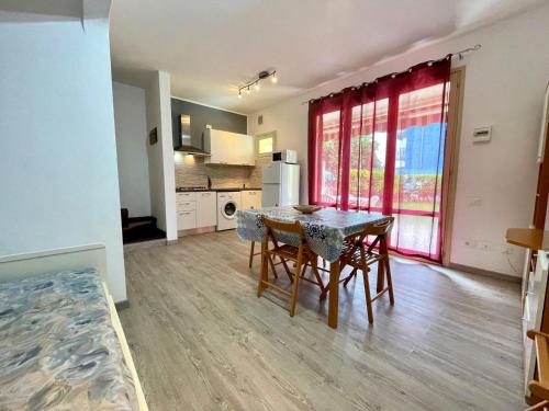 Spacious house with garden and pool, Porto Santa Margherita di Caorle (foto 3)