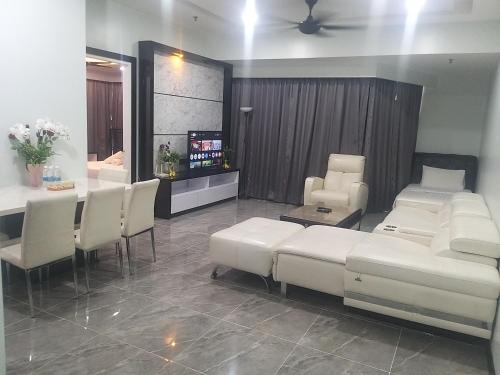 1 Imbi Suites Times Square Bukit Bintang KL - image 6