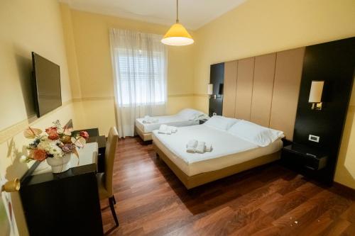 3 twin beds