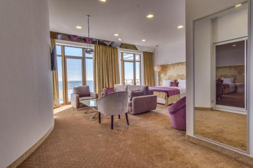 Hotel Panorama De Luxe - image 14
