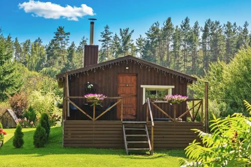 Namelis dviems su kubilu