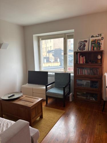 Beautifully renovated studio apartment in Kallio, Хельсинки (фото 8)