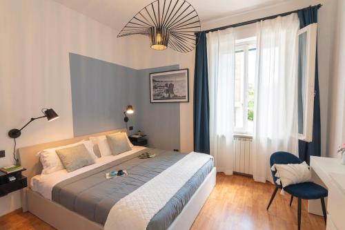 Perugia urban retreat and Light Sauna on king bed in بقرب المركز
