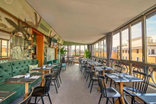 Hotel Tritone, Rzym