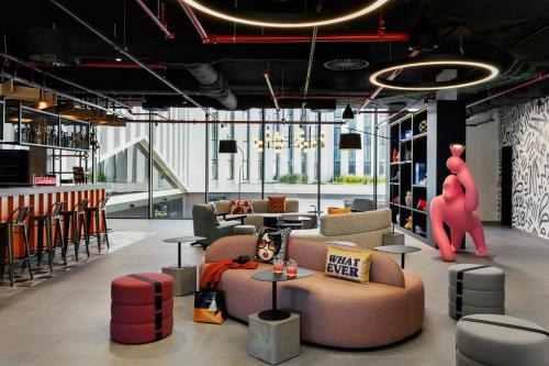 Moxy Alfragide Lisboa Hotel de charme Pontinha