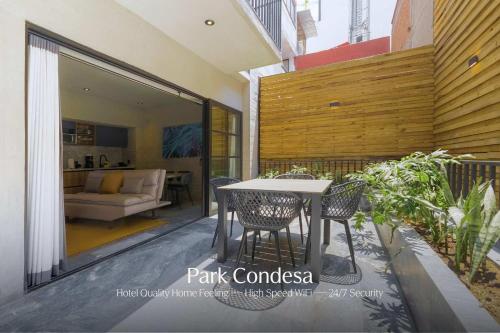 Capitalia Photographic Patio in Condesa w Gym