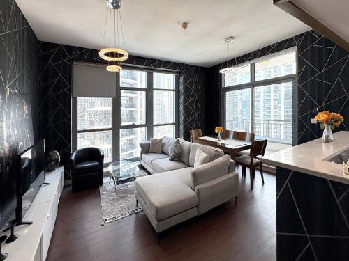 Claren Tower 2 - Downtown by Golden Casa, Dubaï