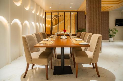 ห้องอาหาร, Evara Heights in กังต๊อก