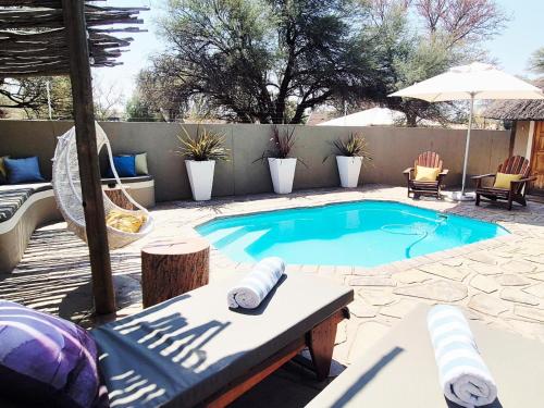 Peldbaseins, Khaya Guesthouse in Dusternbrook