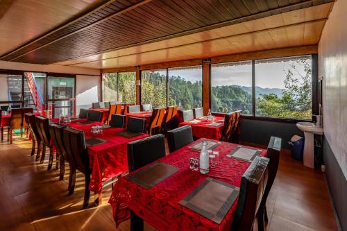 Aurevelle Kastura Resort Kanatal - Mountain View Rooms photo 3
