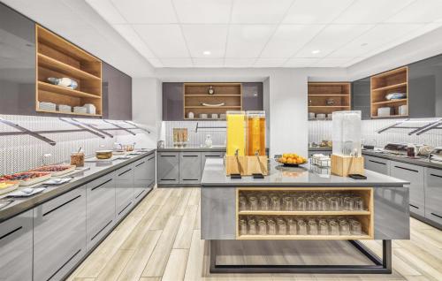 Hyatt House Houston Medical Center - image 2