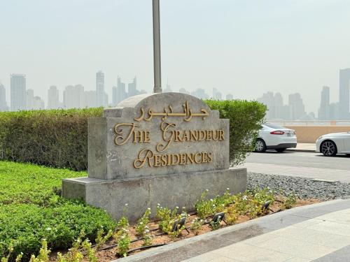 Elegant 2BR Beach Apartment Grandeur Residence, Palm Jumeirah, Dubai (Foto 3)