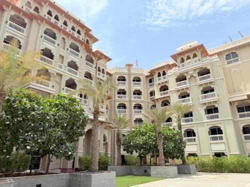 Elegant 2BR Beach Apartment Grandeur Residence, Palm Jumeirah, Dubai (Foto 8)
