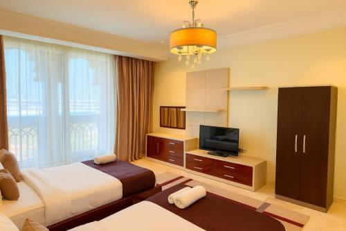 Elegant 2BR Beach Apartment Grandeur Residence, Palm Jumeirah, Dubai (Foto 10)
