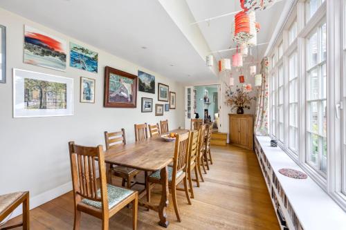 Facilities, The Walled Garden by Huluki in Hurstpierpoint and Sayers Common