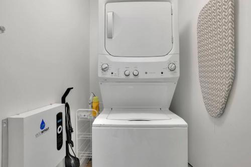 Haven Hideway Atlanta Downtown in Knight Park-Howell Station