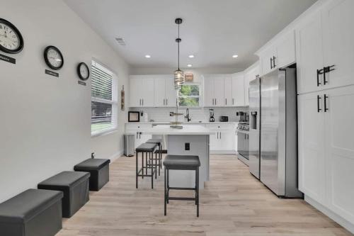 Haven Hideway Atlanta Downtown in Knight Park-Howell Station