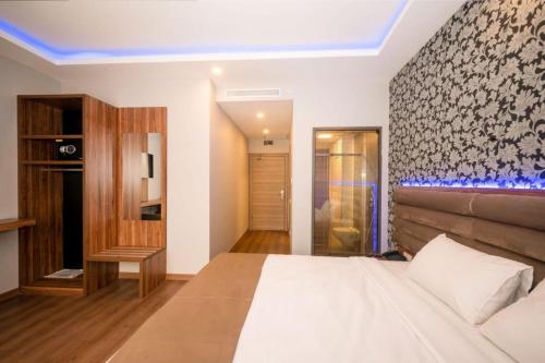 King City Hotel Istanbul Ataturk Airport - Tap to explore photos