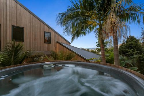المنظر الخارجي, Romantic Retreat, Hot Tub, Glasshouse, Ensuite in الليرسله