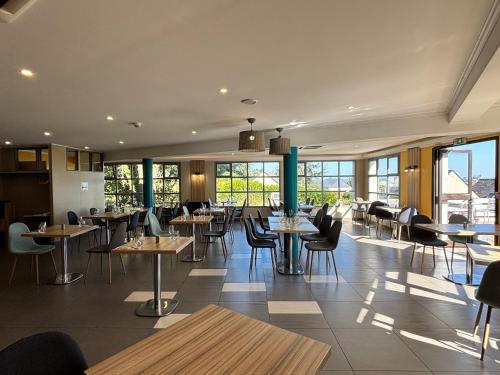 Hotel Restaurant Campanile De Saumur in Saumur