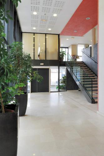 Séjours & Affaires Paris Ivry - image 8